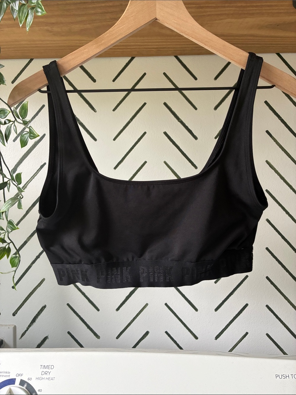 PINK Victoria's Secret Black Scoop-Back Sports Bra